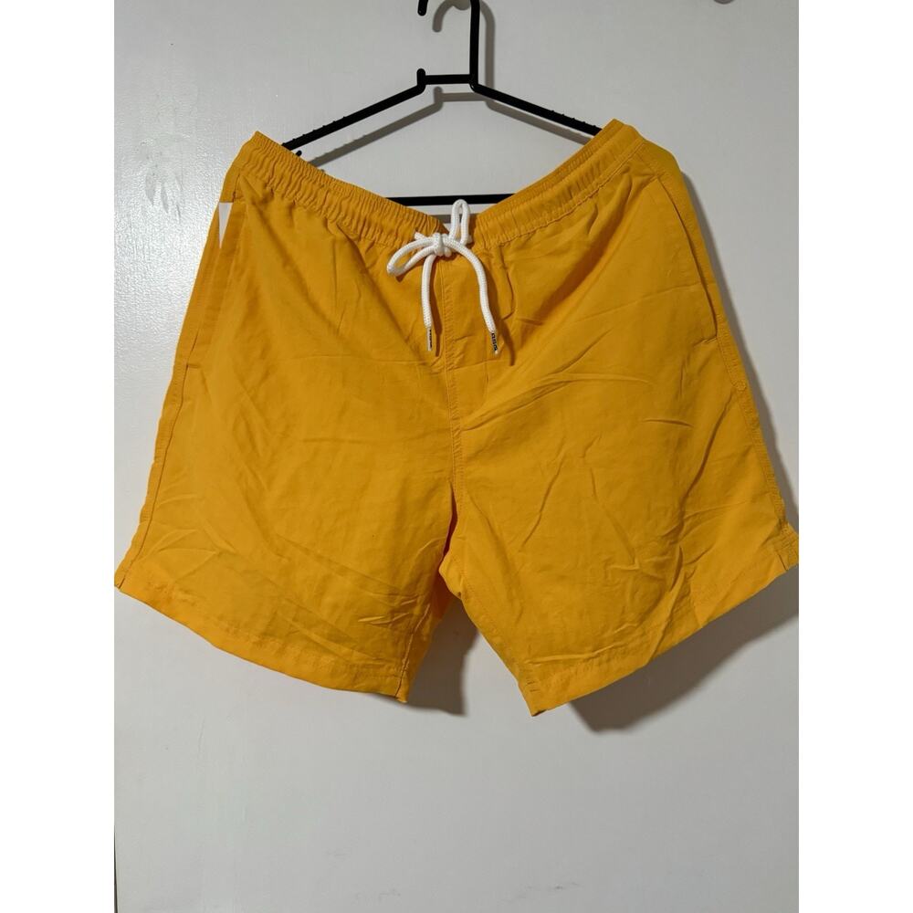 RSQ Men's Nylon Shorts Size Medium, Yellow/Gold, NWT 6" inseam